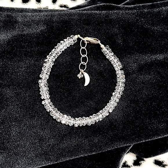 Source Unknown Jewelry - Clear Crystal Faceted Bead Bracelet in Silver Tone Bling Bougie Statement